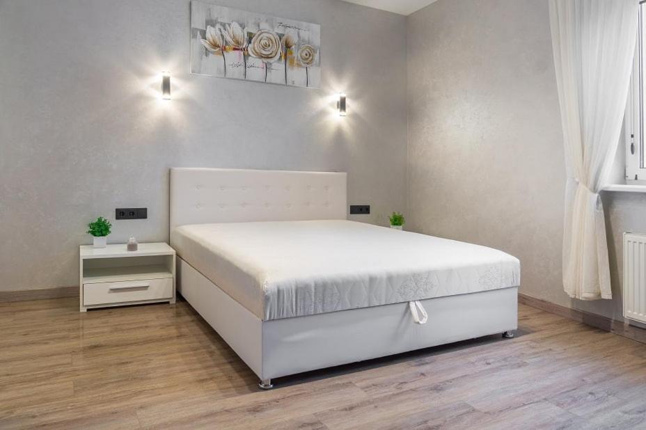 Жк Светлопарк Apartman Kijev Kültér fotó