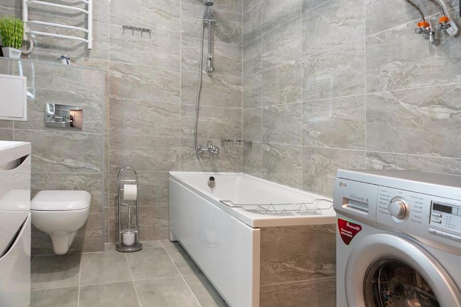 Жк Светлопарк Apartman Kijev Kültér fotó