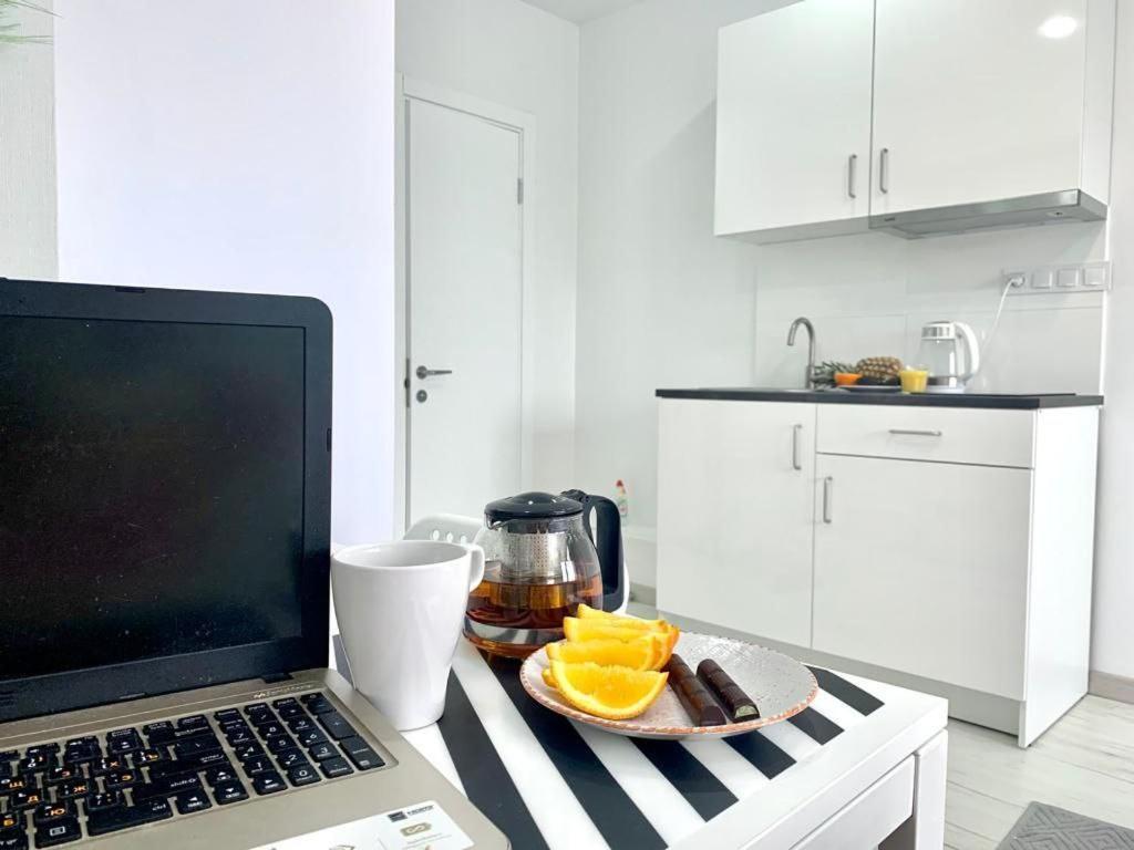 Жк Светлопарк Apartman Kijev Kültér fotó